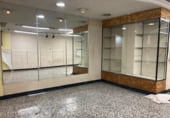 Local comercial en venta con 97m² en Manresa, en la zona de Passeig i Rodalia, Carrer de Pompeu Fabra foto