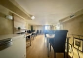 Local comercial en venta con 84m² en Santander, Calle San Fernando foto