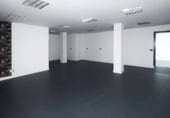 600m² office for sale in Madrid, in the area of Pueblo Nuevo, Calle del Sequillo photo