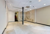 160m² commercial premises for sale in Madrid, in the area of Jerónimos, Calle de Felipe IV photo