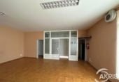 104m² locaux commerciaux pour vente à Argés, Calle Layos photo