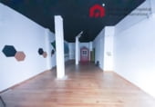 Local comercial en venta con 99m² en Barcelona, en la zona de Sant Pere, Santa Caterina i la Ribera, Carrer dels Carders foto