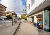 145m² commercial premises for sale in Granada, Calle Gonzalo Jiménez Quesada photo