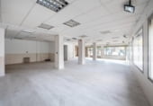 145m² commercial premises for sale in Granada, Calle Gonzalo Jiménez Quesada photo