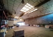 Nave Industrial en venta con 504m² en Sagunto, Calle Mendeleiev foto