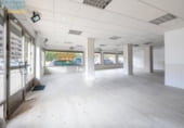 Local comercial en venta con inquilinos con 145m² en Granada, en la zona de Los Vergeles, Calle Gonzalo Jiménez Quesada foto