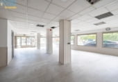 Local comercial en venta con inquilinos con 145m² en Granada, en la zona de Los Vergeles, Calle Gonzalo Jiménez Quesada foto