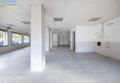Local comercial en venta con inquilinos con 145m² en Granada, en la zona de Los Vergeles, Calle Gonzalo Jiménez Quesada foto