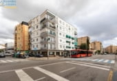 Local comercial en venta con inquilinos con 145m² en Granada, en la zona de Los Vergeles, Calle Gonzalo Jiménez Quesada foto