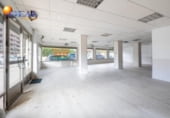 Local comercial
en venda
amb 145m² a Granada, a la zona de Els Vergels, Pasaje de Ronda foto