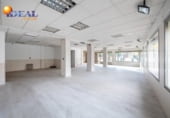 Local comercial
en venda
amb 145m² a Granada, a la zona de Els Vergels, Pasaje de Ronda foto
