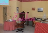 Local comercial en venta con 53m² en Córdoba, Calle Reyes Católicos foto