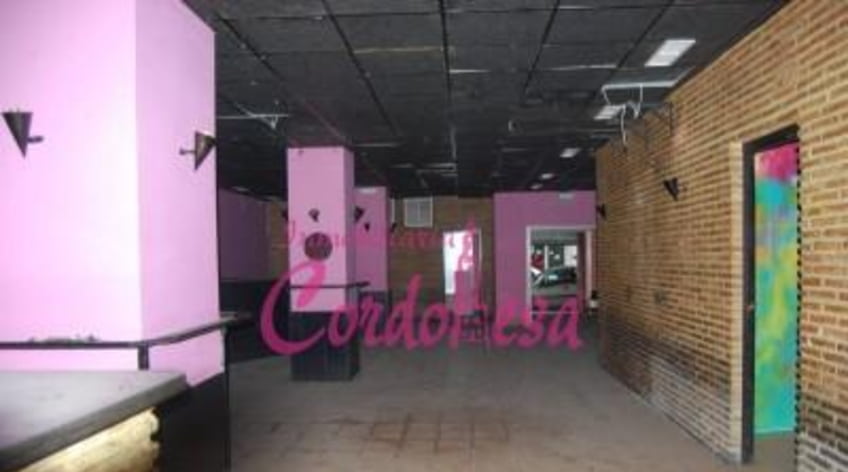Local comercial