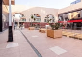 Local comercial en venta con 126m² en Arrecife, en la zona de Las Salinas, Calle Triana foto