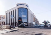 Local comercial en venta con 126m² en Arrecife, en la zona de Las Salinas, Calle Triana foto
