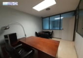 246m² bureaux pour vente à Alicante, Avenida de Maisonnave photo