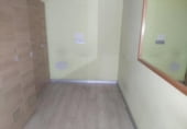 80m² commercial premises for sale in Almansa, Calle Vicente Aleixandre photo