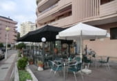 105m² commercial premises for sale in Castro-Urdiales, Paseo Luis Ocharán Mazas photo