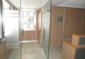 80m² commercial premises for sale in Almansa, Plaza Santa María photo