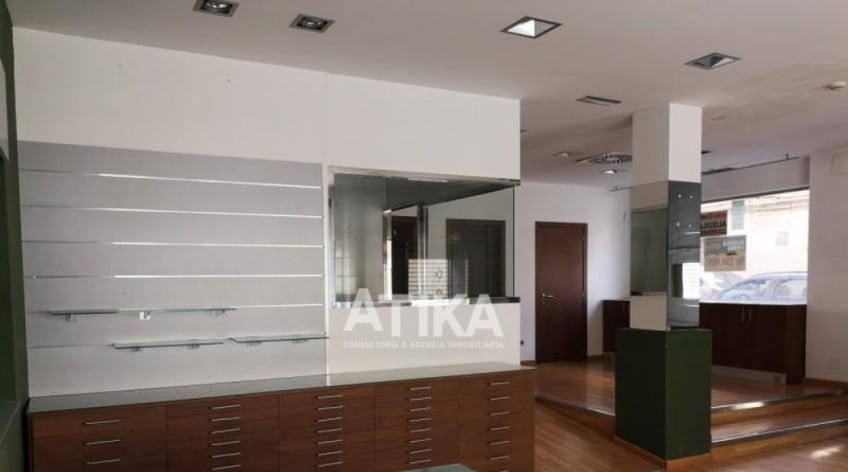 Local comercial