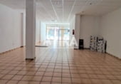 Local comercial en venta con 275m² en Onteniente, Plazoleta de L'Escura foto