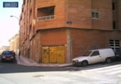 378m² commercial premises for sale in Guadalajara, Calle de Toledo photo