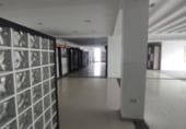360m² offices for sale in Sahagún, Avenida Fernando de Castro photo