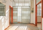 180m² commercial premises for sale in A Coruña, Ronda Camilo José Cela photo