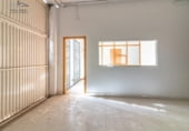 180m² commercial premises for sale in A Coruña, Ronda Camilo José Cela photo