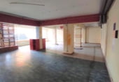 Local comercial en venta con 320m² en León, en la zona de San Lorenzo - La Palomera - San Mamés, Calle San Fructuoso foto
