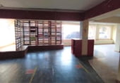 Local comercial en venta con 320m² en León, en la zona de San Lorenzo - La Palomera - San Mamés, Calle San Fructuoso foto