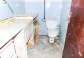 199m² locaux commerciaux pour vente à Burjasot, dans le quartier de Benimàmet, Calle Miniaturista Meseguer photo