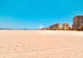250m² commercial premises for sale in Gandía, photo