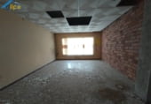 84m² commercial premises for sale in La Rinconada, Paseo Almonazar photo