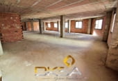 Local comercial
en venda
amb 475m² a Villarreal, Calle de Torrehermosa foto