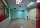 440m² commercial premises for sale in Valencia, in the area of Patraix, Calle Cuenca photo