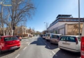 Local comercial en venta con 268m² en Granada, en la zona de Los Vergeles, Calle Violetas foto