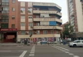 362m² commercial premises for sale in Madrid, in the area of Angel's Gate, calle de saavedra fajardo, 28011 photo