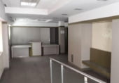 362m² commercial premises for sale in Madrid, in the area of Angel's Gate, calle de saavedra fajardo, 28011 photo