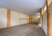 Local comercial
en venda
amb 90m² a Oriola, Calle Almunia foto