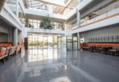 2329m² bâtiment pour vente à Grenade, Calle 8 de Marzo photo