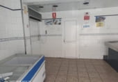 36m² fruit shop for sale in Cornellà de Llobregat, Avinguda del Parc photo