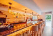 Bar en venta con 230m² en Muro, Carrer Violeta foto