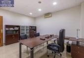 140m² bureau pour vente à Grenade, dans le quartier de Doctores, photo