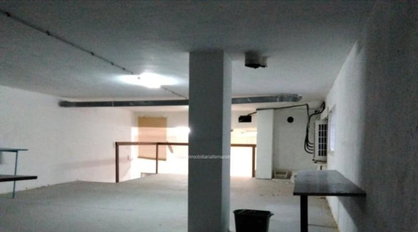 Local comercial