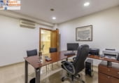 140m² bureau pour vente à Grenade, dans le quartier de San Lázaro, photo