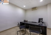 140m² bureau pour vente à Grenade, dans le quartier de San Lázaro, photo