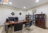 140m² bureau pour vente à Grenade, dans le quartier de San Lázaro, photo