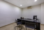 140m² bureau pour vente à Grenade, dans le quartier de San Lázaro, Avenida de la Constitución photo