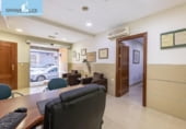 140m² office for sale in Granada, in the area of San Lázaro, Calle Doctor Muñoz Fernández photo